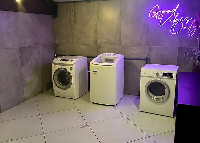 Apartamento 402 Santa Casa Ufrgs Estacionamento 250m *